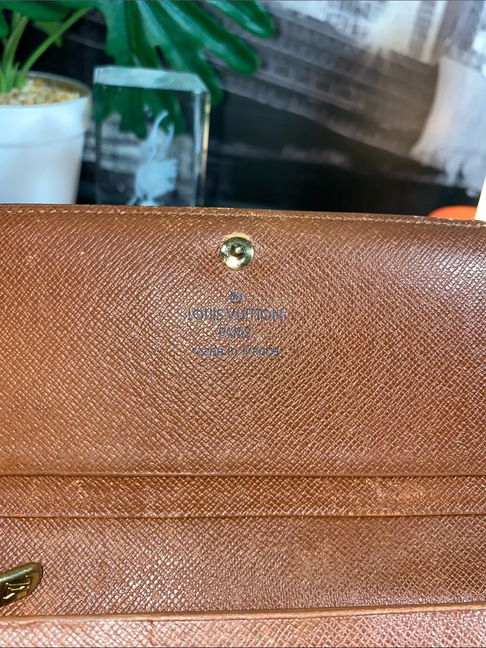 Authentic Louis Vuitton Brown Monogram Bifold Zippy Wallet On Chain